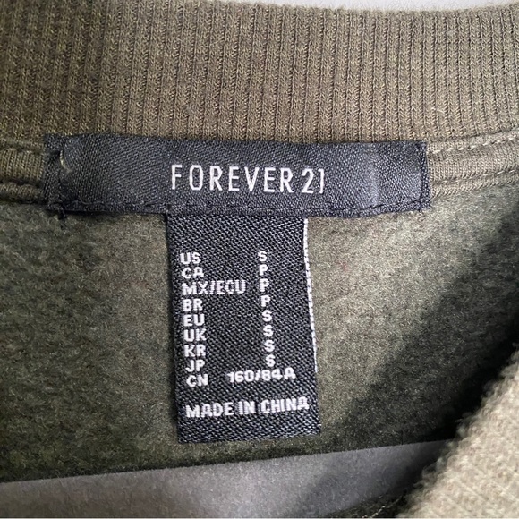 Forever 21 ALASKA The Last Frontier Olive Green Crewneck Sweatshirt - Picture 6 of 7